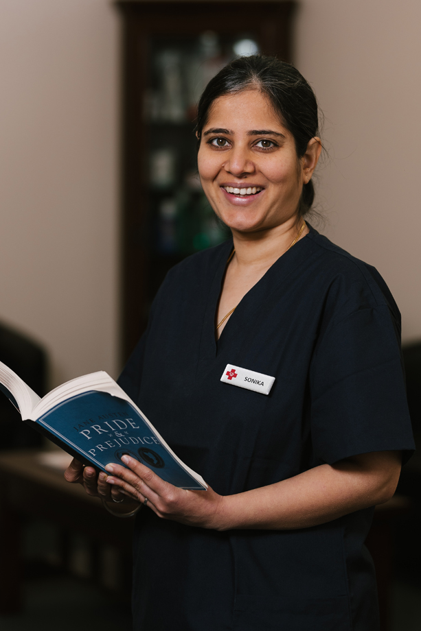 Sonika Puri || Dentist